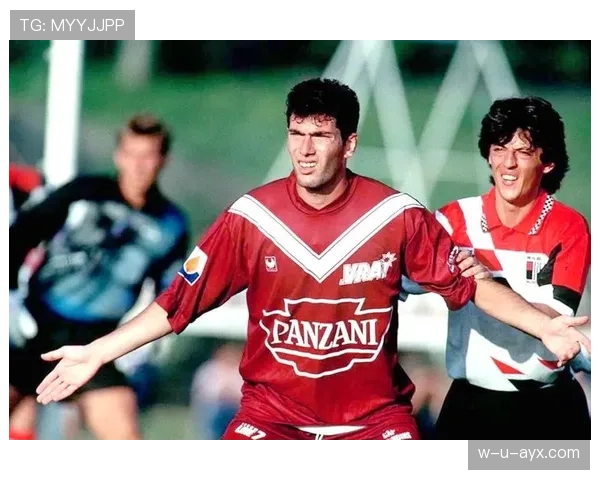 齐达内在尤文图斯的辉煌岁月与战术智慧引人回望