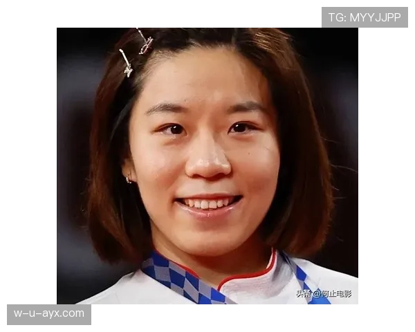 贾一凡训练完直接拎爱马仕去吃人均三千的私房菜