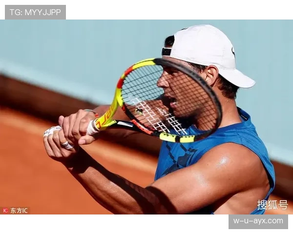 纳达尔训练完直接啃冰块？这自律程度真的服了