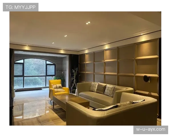 梁伟铿新家装修得跟豪宅似的，朋友都惊呆了这档次！